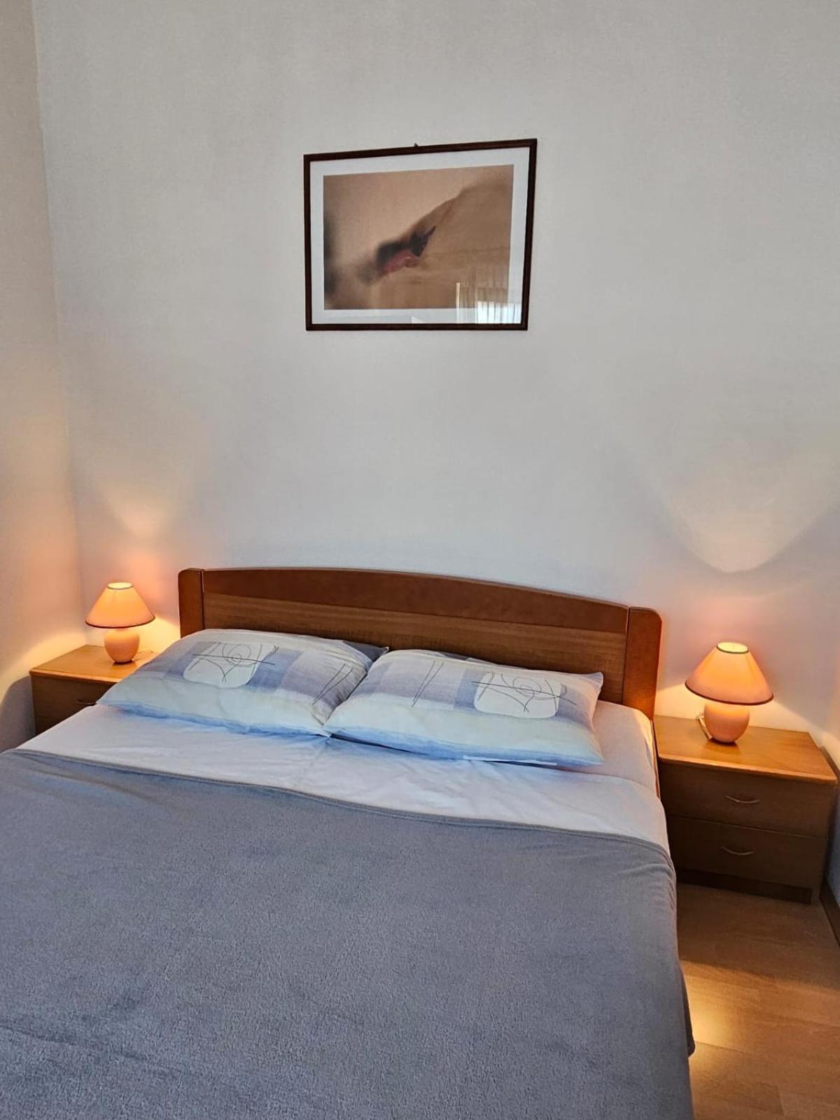 Lorena Apartments In พูลา ภายนอก รูปภาพ